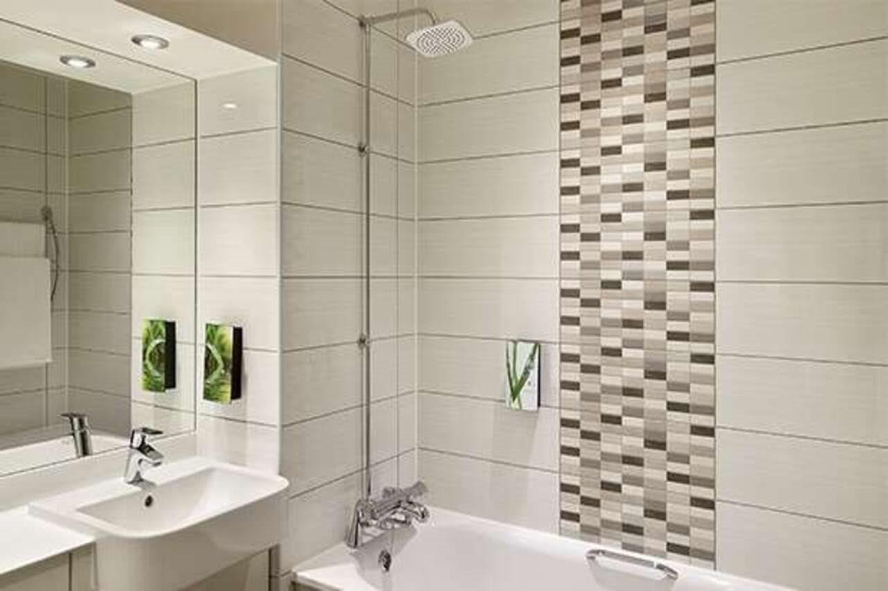 Premier Inn Wirral - Хесуол Екстериор снимка
